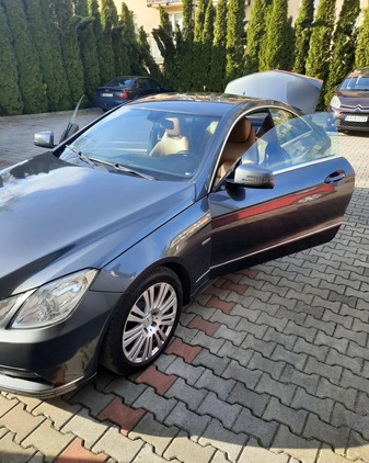 Mercedes-Benz Klasa E cena 53000 przebieg: 155000, rok produkcji 2011 z Kraków małe 254